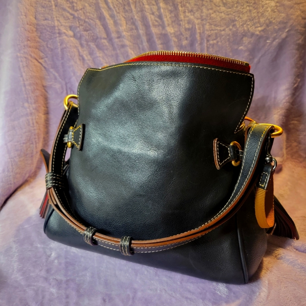 Dooney and Bourke Black Leather purse